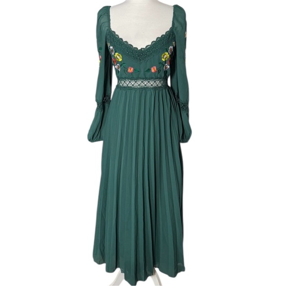 Asos Design Embroidered Lace Insert Pleated Midi Dress Long Sleeves NWOT Size 8 - Picture 1 of 9